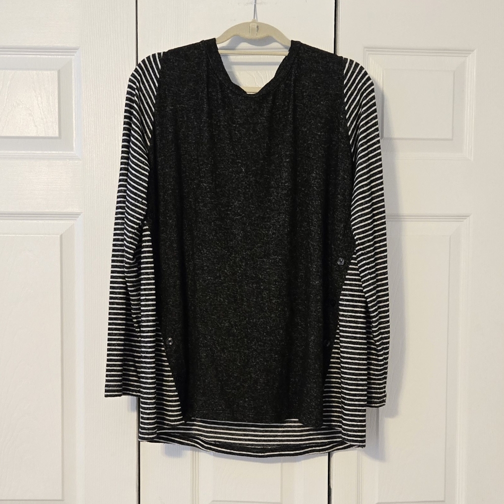 Mix by 41 Hawthorn Black/White Striped Top, Size 2X